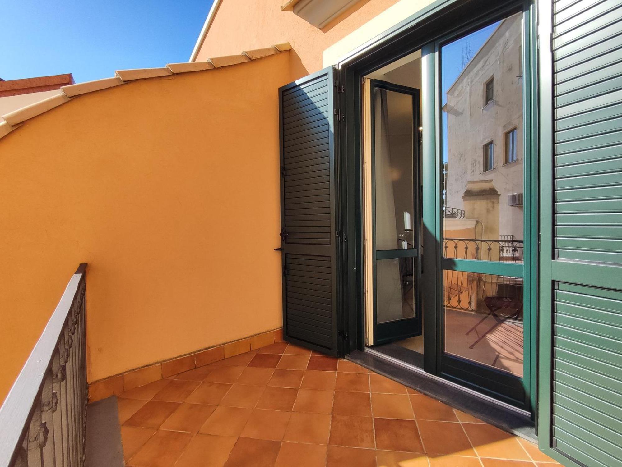 One&One Hotel Salerno Exterior foto
